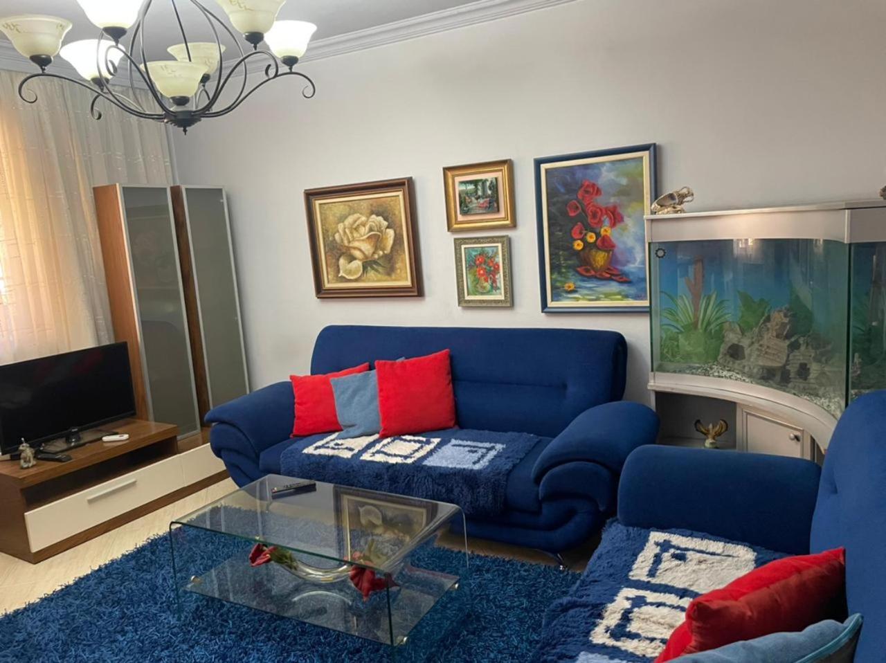 Tirana Apartment Apartamento *
